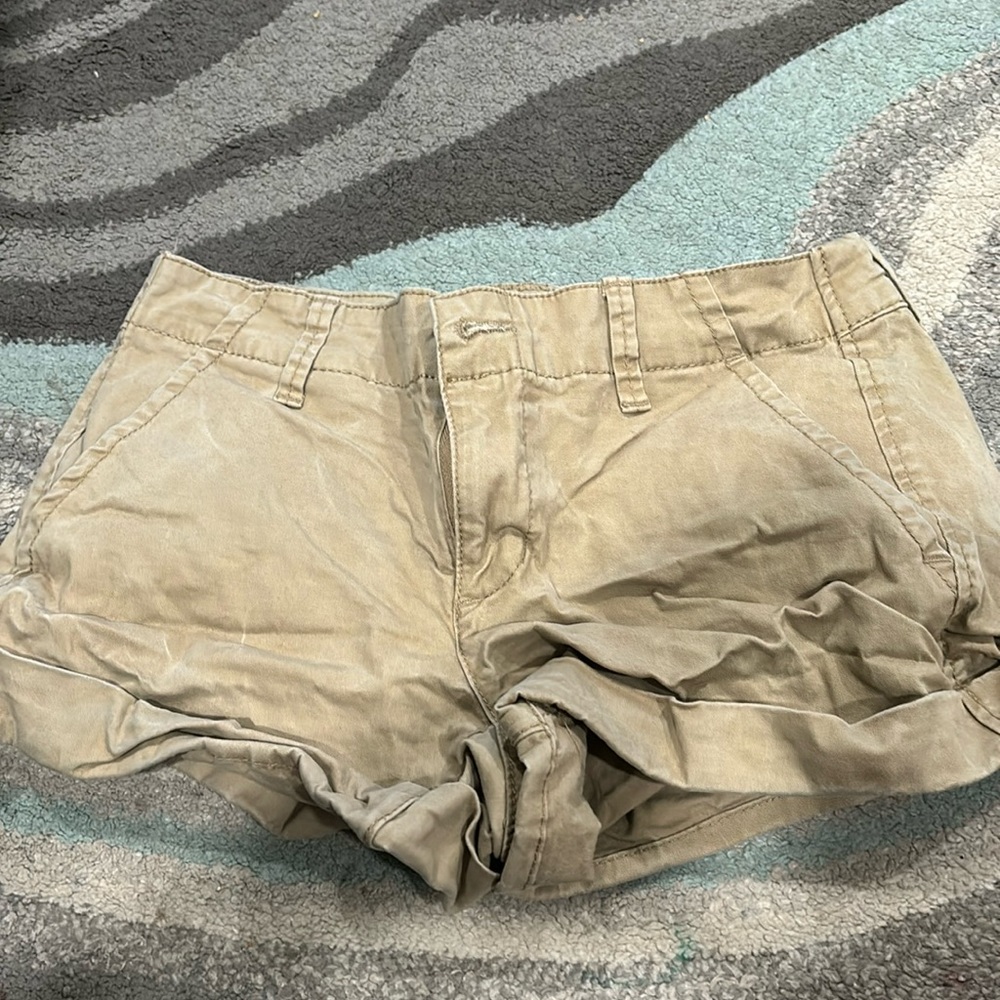 ⭐️2/$10 - Tan Aeropostale Shorts